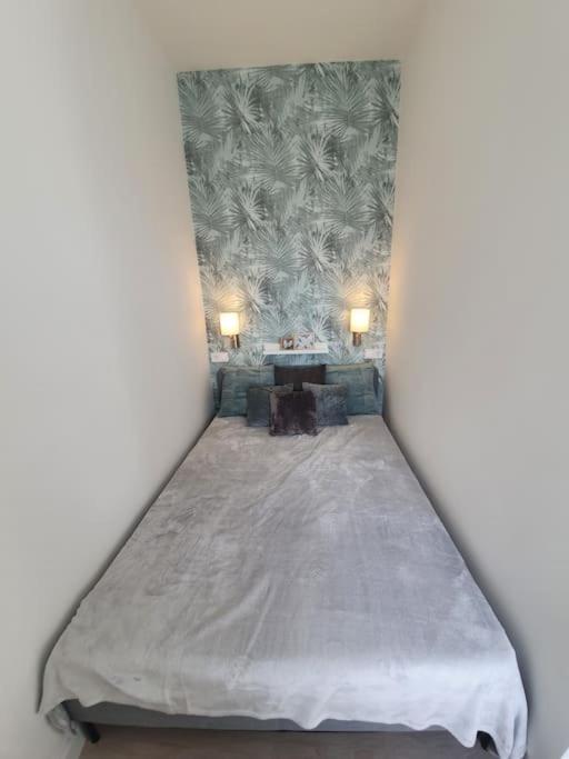 Master Apartment With Air Condition And Separated Rooftop Terrace Budapest Bagian luar foto