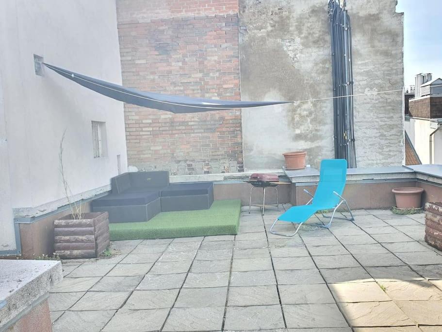 Master Apartment With Air Condition And Separated Rooftop Terrace Budapest Bagian luar foto